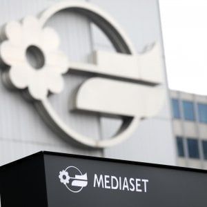 Mediaset, Vivendi presenta ricorso in Tribunale contro lo stop al voto in assemblea