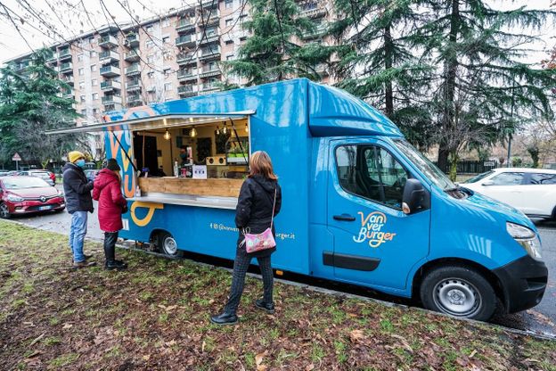 Adesso gli chef fanno panini vegan sul furgone