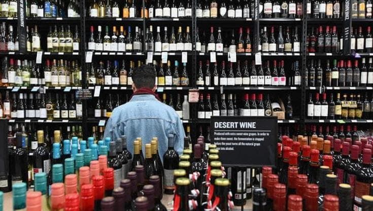 Alcol e salute, Alaska primo stato a chiedere ai bar avvisi sul legame con cancro al colon e al seno