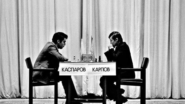 Kasparov: “Putin estenderà la guerra all’Europa entro la fine dell’anno”