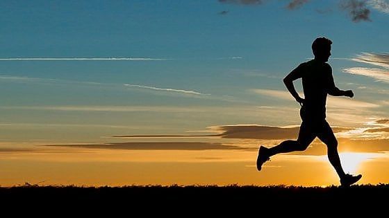 Meno dolore, nausea e affaticamento: i benefici dello sport durante la chemio