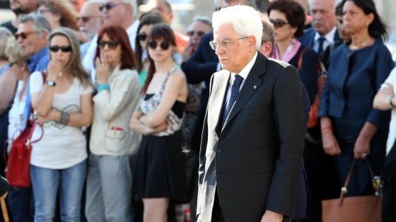 Nizza, Mattarella a Malpensa accoglie le salme di 4 vittime italiane