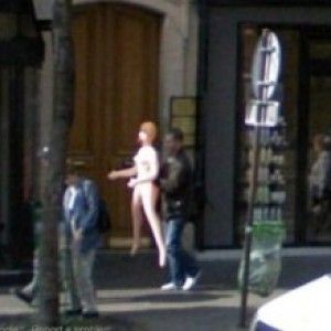 Il Garante multa Google Street View: "Un milione di euro perch&eacute; violava la privacy"