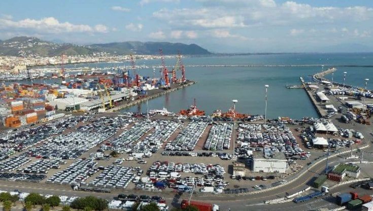 Sequestrati a Salerno rifiuti destinati in Burkina Faso
