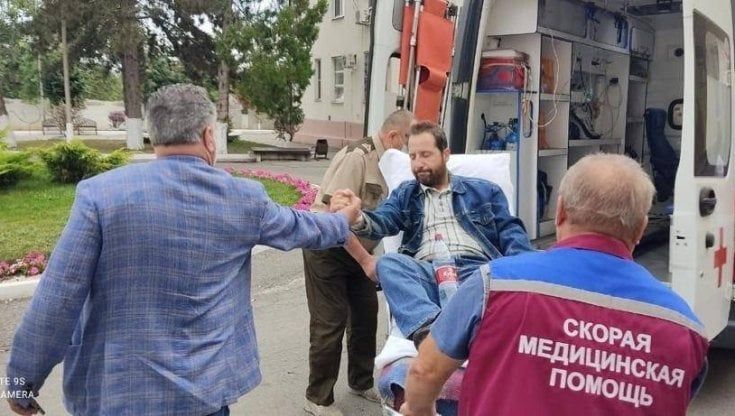 Il giornalista Mattia Sorbi, ferito Ucraina, sta rientrando in Italia 