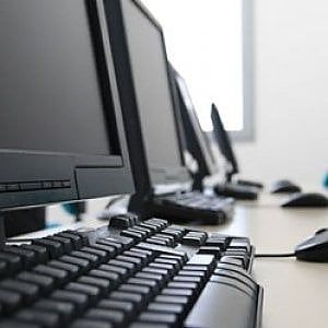 Castellammare, rubati 36 computer nel liceo scientifico “Francesco Severi”