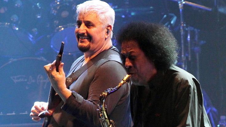 James Senese: “A Napoli dovrebbero cantare sempre il mio amico Pino Daniele”