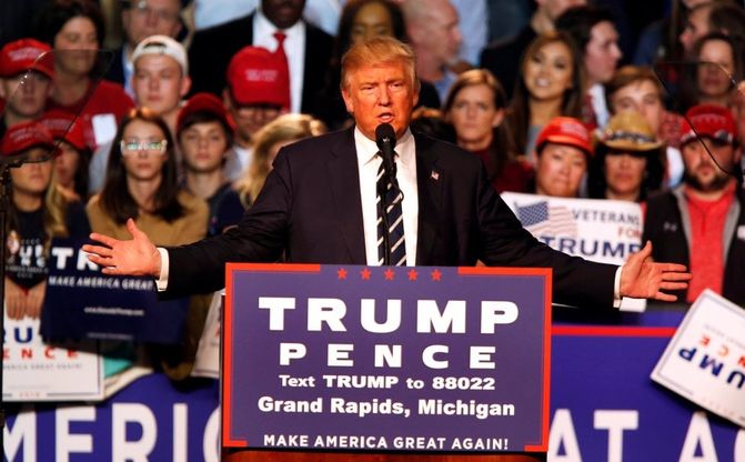 Elezioni Usa, Trump chiude la campagna in Michigan: in platea la figlia Tiffany