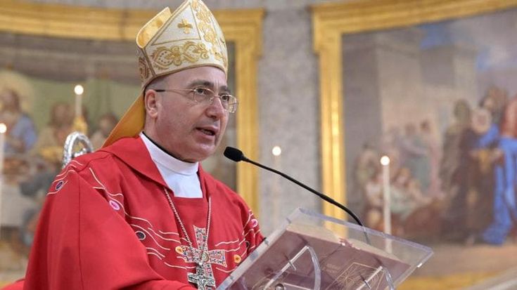Il vescovo Lagnese “Buchi neri del diritto, quei centri rimpatrio sono al limite della disumanità”