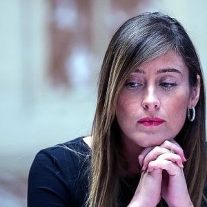 Banca Etruria, Boschi: "Confermo Ghizzoni, ho solo chiesto informazioni". Rosato: "Carrai non c'entra col Pd" 