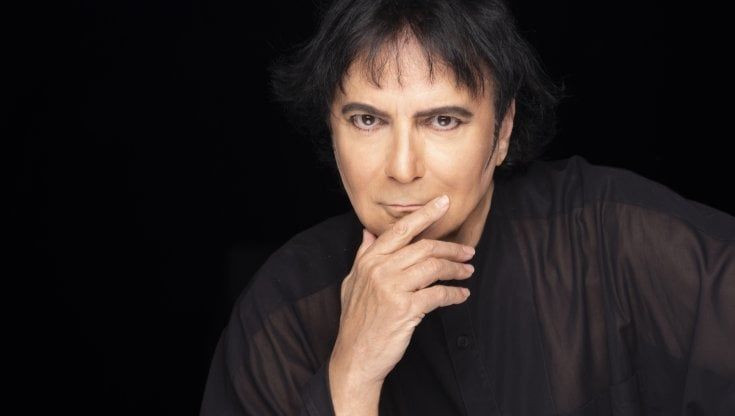 Renato Zero: "Canto contro chi svilisce il talento nella musica". E lancia un appello per i lavoratori dello Spettacolo