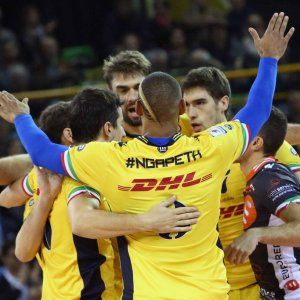 Volley, Superlega: Modena domina a Molfetta, Trento sola al terzo posto