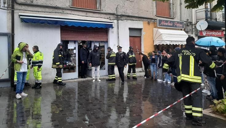 San Cataldo, le bambine restano in comunità. Si indaga sulla “24 Hour Overnight Challenge”