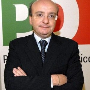 Scandalo Formazione, sequestrati gli immobili al deputato Genovese e ai suoi parenti