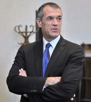 Nel piano Cottarelli 85mila esuberi nella Pa."Si possono risparmiare 5 miliardi nel 2014"