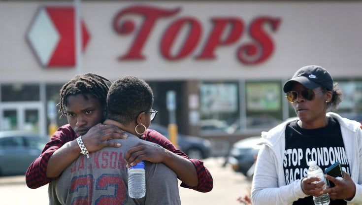 "Uccido tutti i neri”. La strage a tavolino del killer di Buffalo