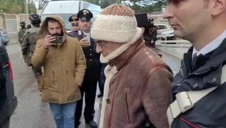 No all’arresto del medico che diagnosticò il tumore a Messina Denaro