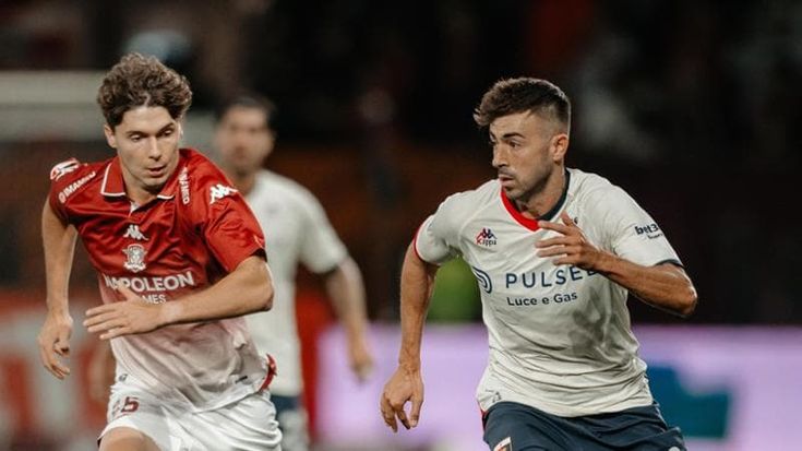 Il Genoa deve inchinarsi a due colpi del Rapid. Si trema per Colombo