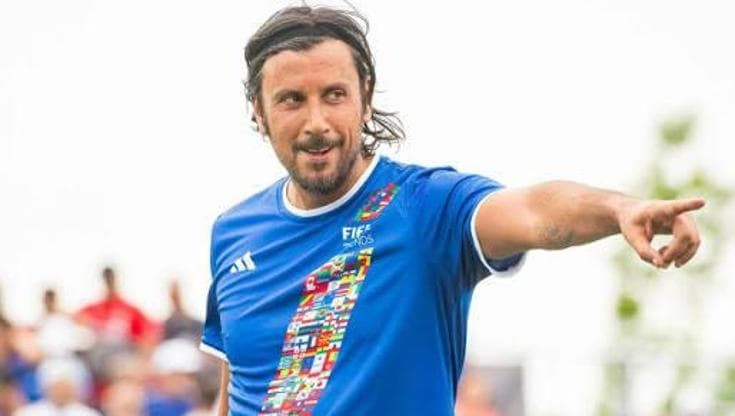 Vent’anni fa Italia campione del mondo, Zaccardo: “Solo al Circo Massimo capimmo cosa avevamo fatto”