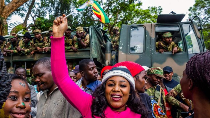 Lo Zimbabwe in festa, aspettando la resa di Mugabe