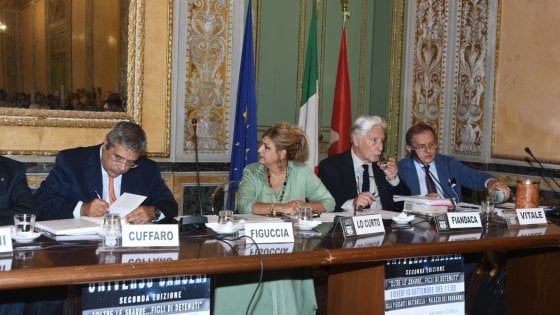 All'Ars il ritorno di Cuffaro. Flop per il sit-in di protesta