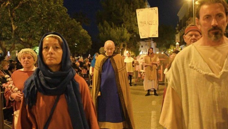 Corteo storico di San Nicola, anche il viceministro Sisto tra i figuranti