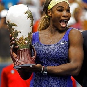 Tennis, Serena Williams trionfa a Cincinnati. Federer batte Ferrer
