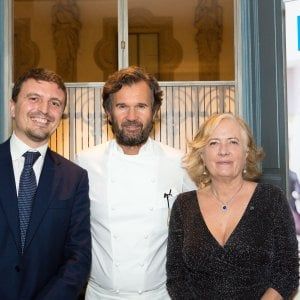 Cena, di solidarietà per aiutare 156 bambini a stare con la propria madre