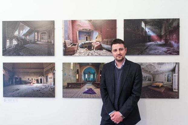 Forlì, l'operaio-fotografo: "I miei luoghi abbandonati scelti pure da una galleria di Londra"
