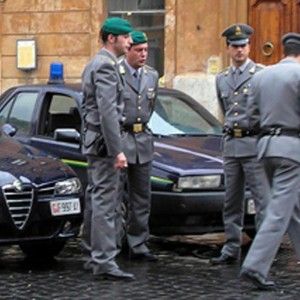 Varese, la vita da vip incastra un commercialista: aiutava le societ&agrave; a creare fondi neri
