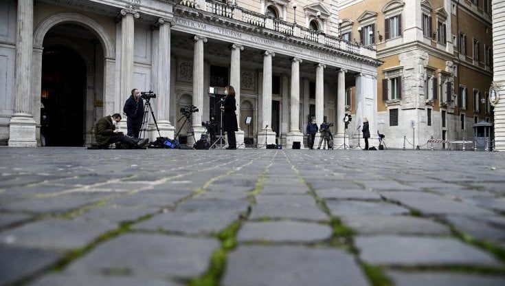 Politica, se a Napoli il centro si unisce