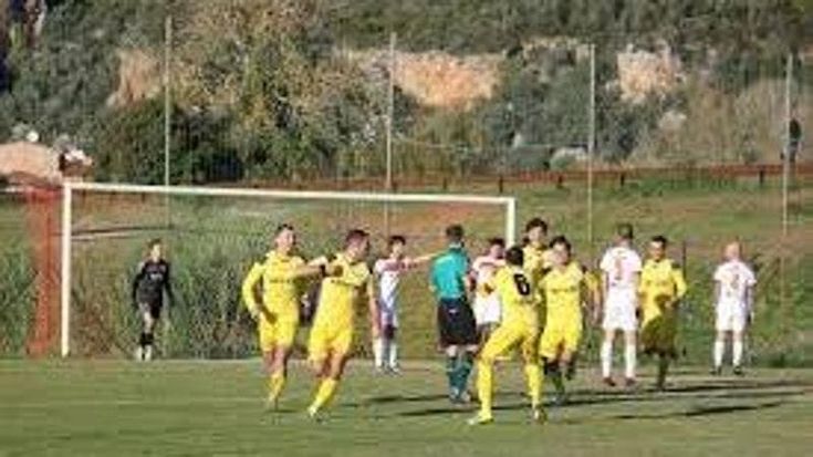 Calcio dilettanti negli anni d’oro. Ecco un album con 300 foto per celebrare tante battaglie