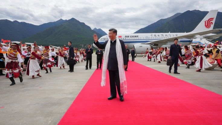 Missione Tibet per Xi Jinping: “Il Buddhismo si adatti alla società socialista”