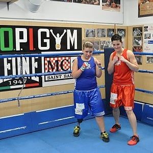 Bentornata Erika, l'atleta di boxe paraolimpica di nuovo sul ring
