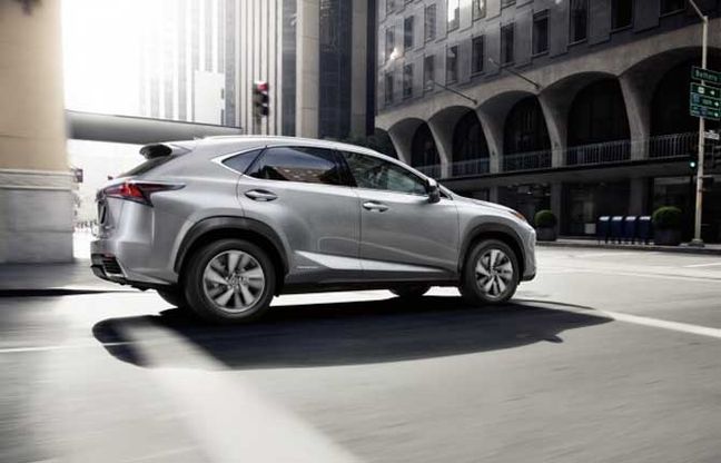 Lexus al salone di Francoforte, ibride in scena