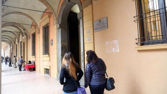 Ateneo di Bologna, concorso da rifare a Lettere