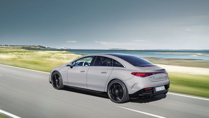 Agosto, Mercedes EQE