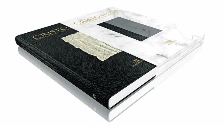 Napoli, i segreti del Cristo Velato, le foto della Cappella Sansevero in un libro extralusso