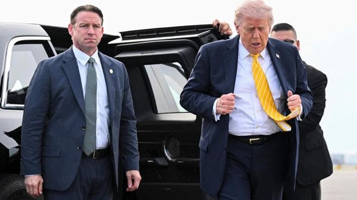 Trump: “Liberiamo le navi da Hormuz”. E intanto tratta con l’Iran