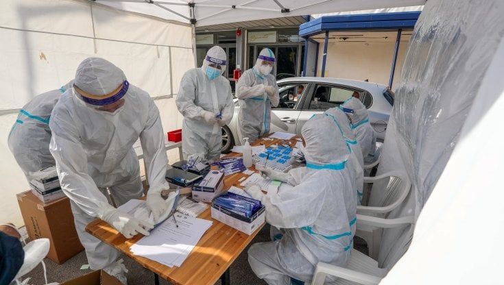 Il piano ospedaliero della Regione: 2550 posti letto entro il 15 novembre