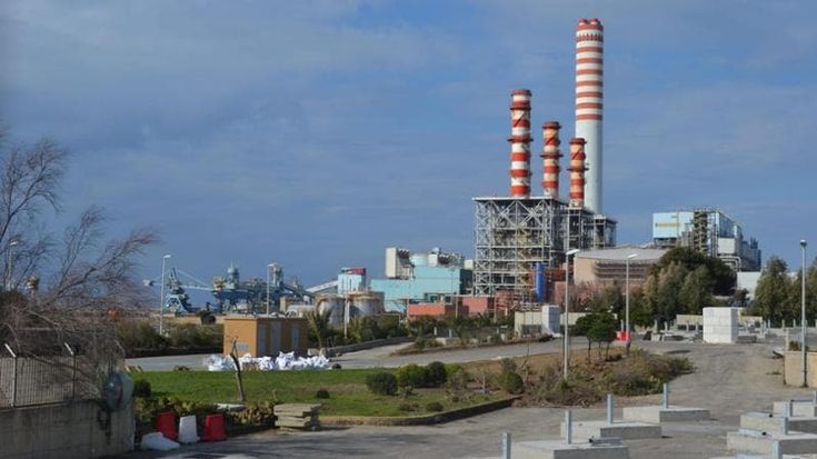 La centrale a carbone spegne l’indotto oltre 1200 operai a rischio licenziamento