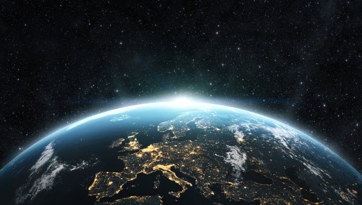 La Space Economy cresce, nonostante il Covid: nel mondo vale 371 miliardi di dollari
