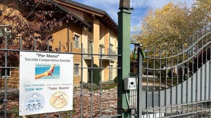 Il campionario di orrori nella casa famiglia per disabili: “Sedati e legati al buio”