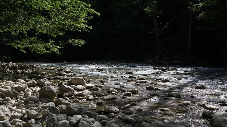 Bosnia. Neretva, il fiume ad alto tasso di bellezza e adrenalina