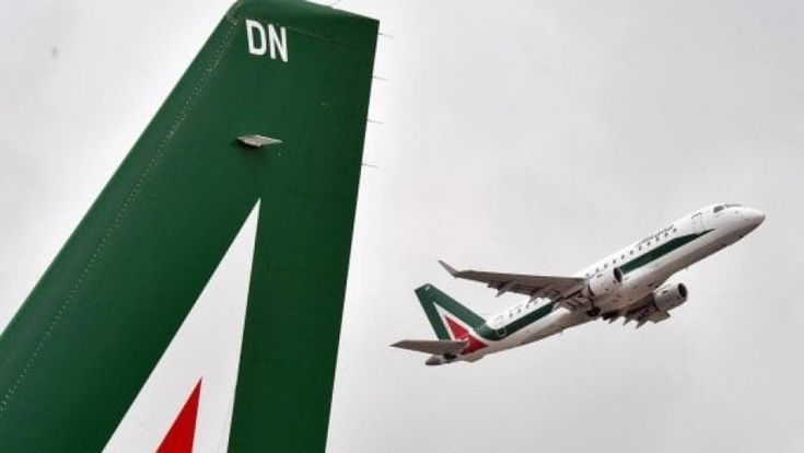 Alitalia, le offerte non arrivano governo costretto a rinviare