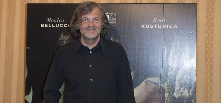 Incidente stradale per Emir Kusturica, ferito insieme all'autista