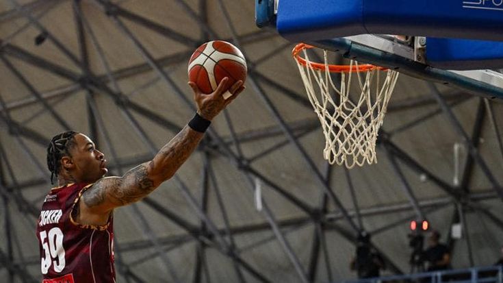 Basket, supplementari fatali per Brescia e Virtus. Venezia batte Milano ed è seconda