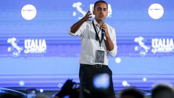 Di Maio passa all'incasso al Circo Massimo: "Ha vinto l'onestà. Voglio la vostra felicità"