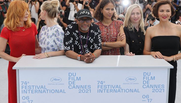 Cannes, la giuria di Spike Lee: per la prima volta più donne che uomini. Maggie Gyllenhaal: "Sceglieremo film diversi"