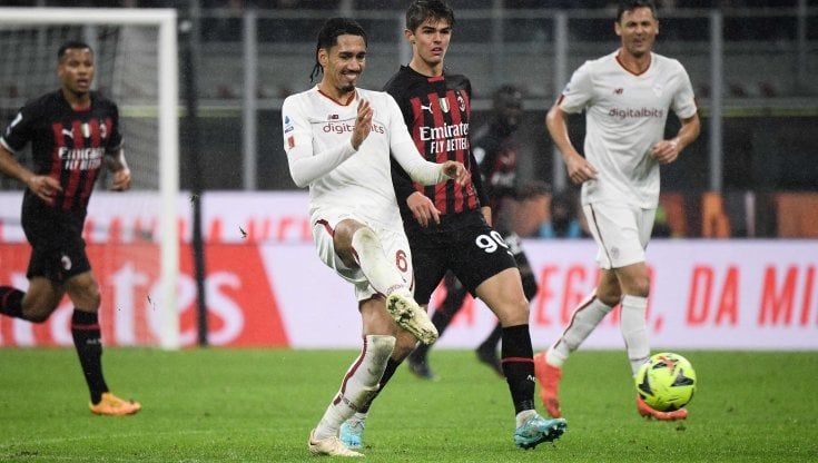 Milan, frenata per lo scudetto: il mercato estivo non funziona, in Coppa Italia occasione per De Ketelaere